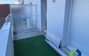 Studio de 33 m² avec balcon, vendu avec parking et cave à CORBEIL ESSONNES Studio de 33 m² avec balcon, vendu avec parking et cave à CORBEIL ESSONNES